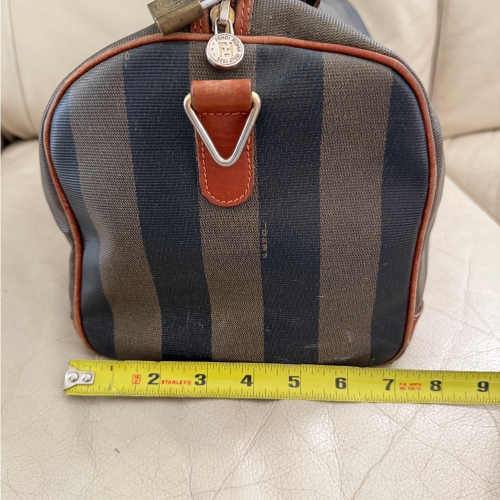 Vintage FENDI bag, authentic, made in Italy - Picture 11 of 16